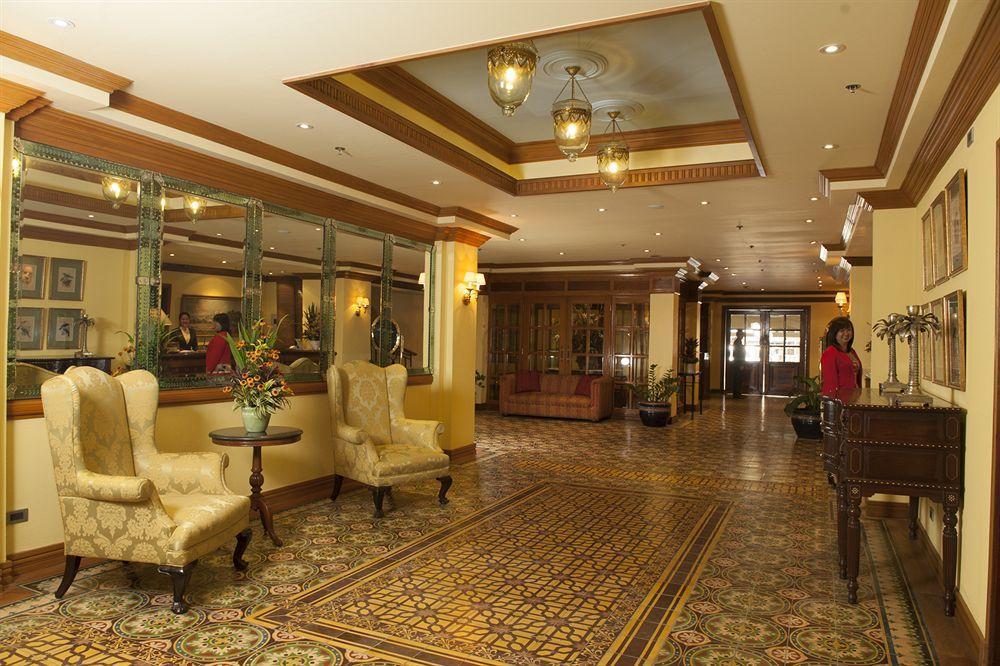 Herald Suites San Pedro Makati Exterior foto