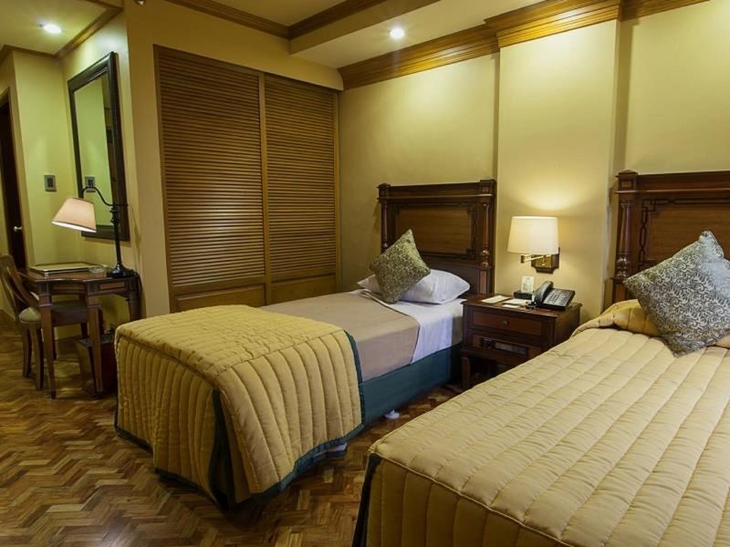Herald Suites San Pedro Makati Exterior foto