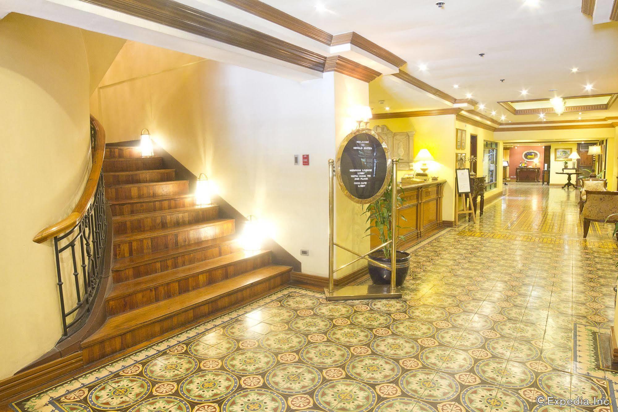 Herald Suites San Pedro Makati Exterior foto